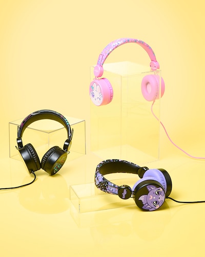 Earbuds & Headphones