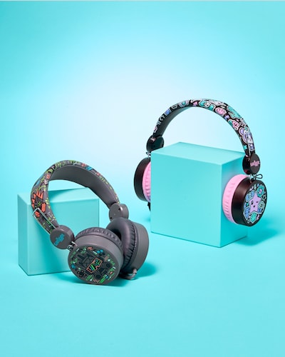 Earbuds & Headphones