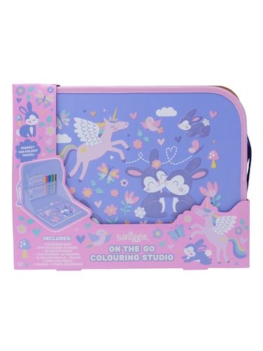 Adventure On-The-Go Colouring Studio                                                                                            